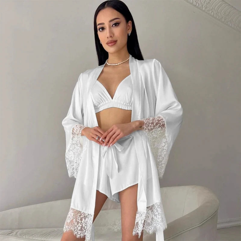 Robe de Nuit Satinée avec Dentelle